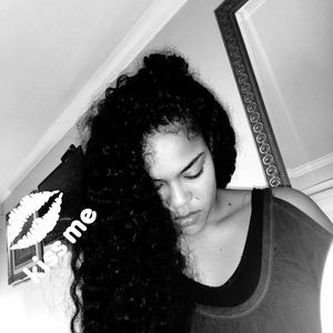 Meet your Posher, Cynthia